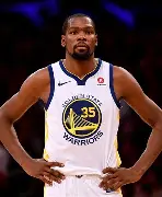 杜兰特回归赛场，战术调整首场状态亮眼，FPX观众沸腾！的简单介绍-AYX GAMING